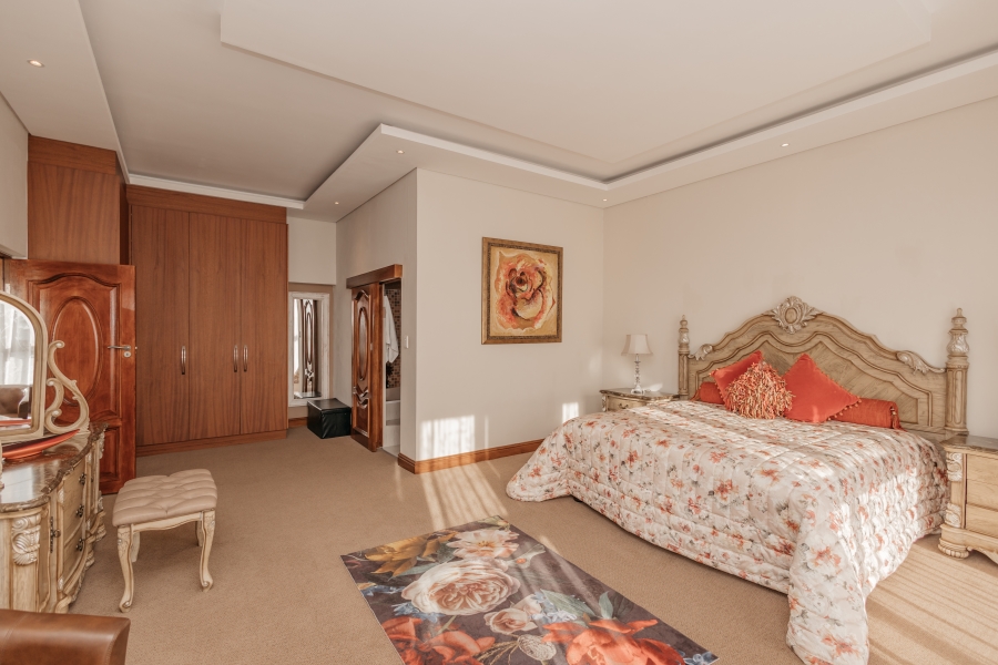 4 Bedroom Property for Sale in Baronetcy Estate Western Cape